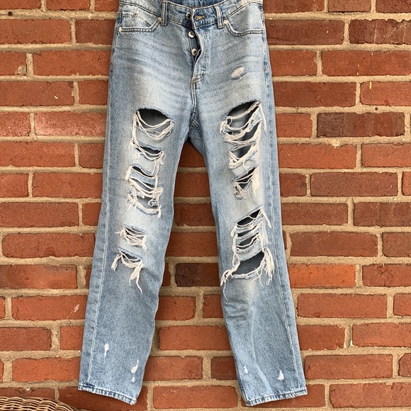 H&M Boyfriend jeans (US 2) - Picture 3 of 6